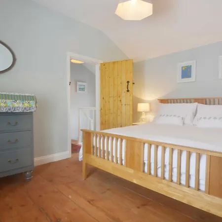 Y Bwthyn Aberaeron Villa Exterior photo